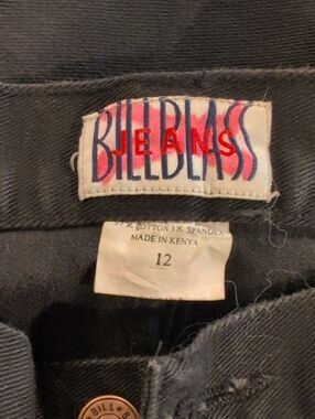 Bill Blass Black Denim Jeans with Red Logo